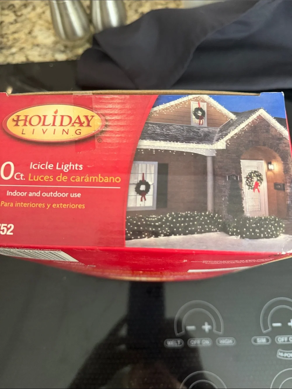 300-Count White Icicle Lights - Indoor/Outdoor